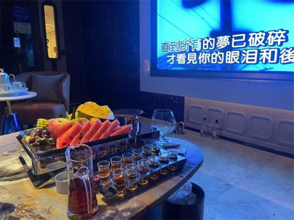 豪华包厢内部环境